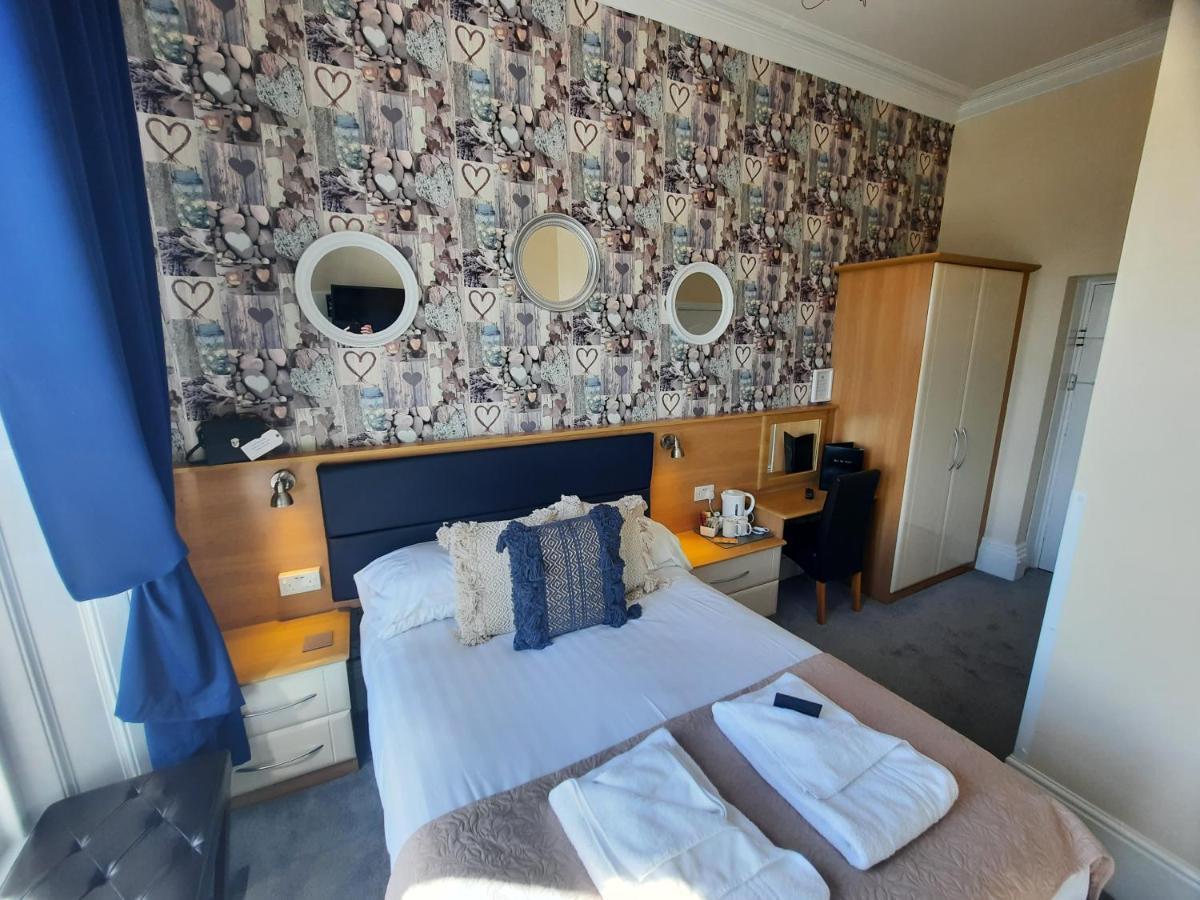 랜디드노 Hen Dy B&B 외부 사진