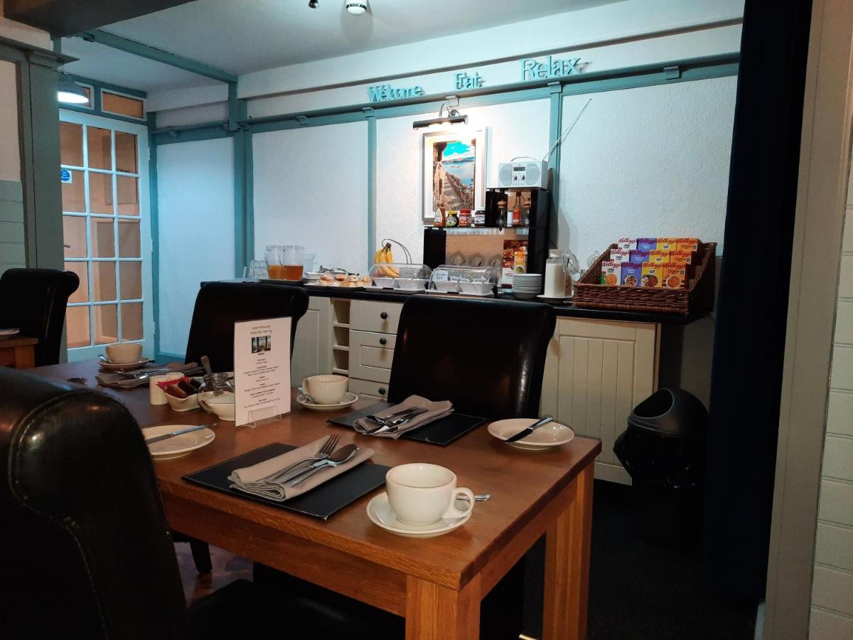 랜디드노 Hen Dy B&B 외부 사진