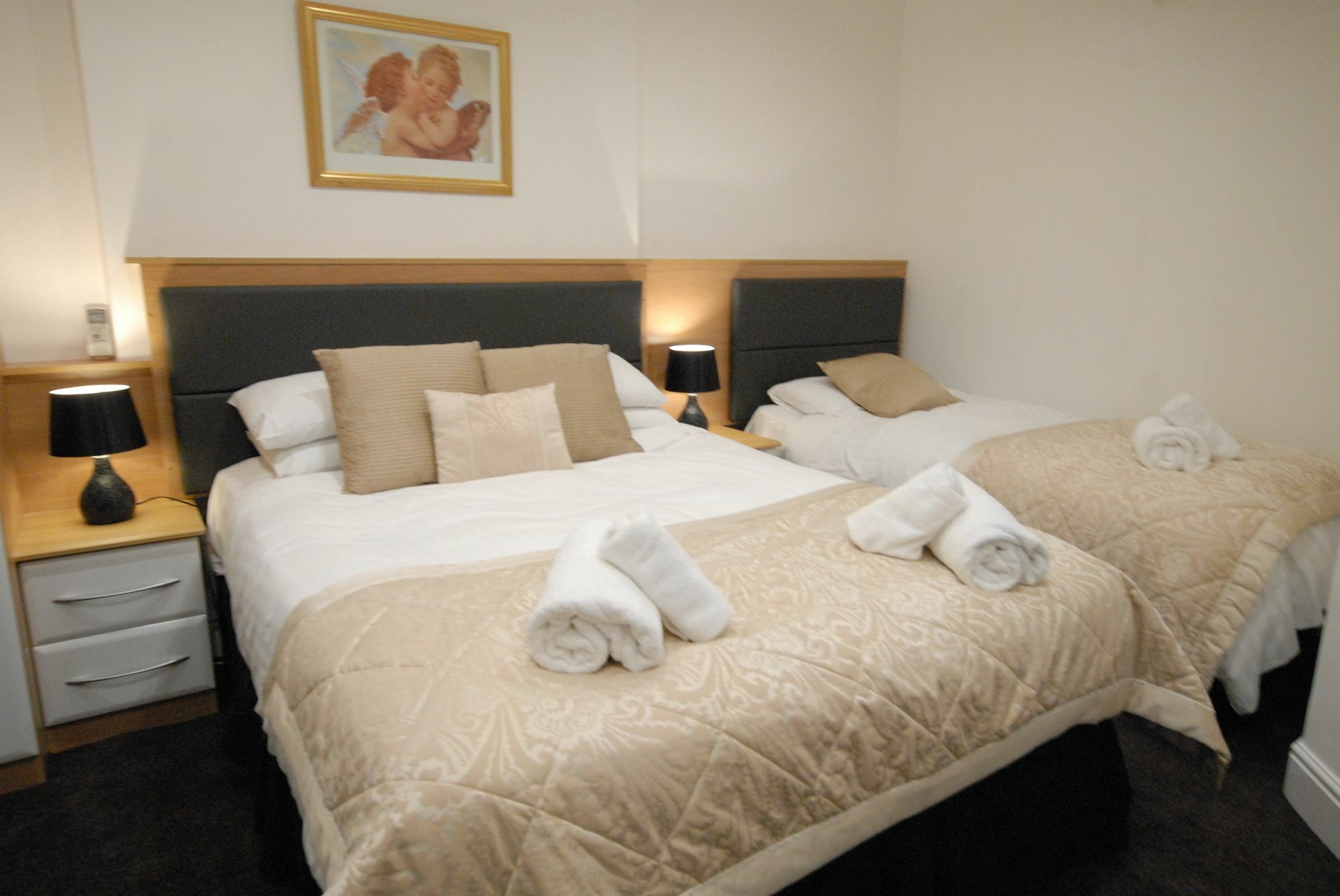 랜디드노 Hen Dy B&B 외부 사진